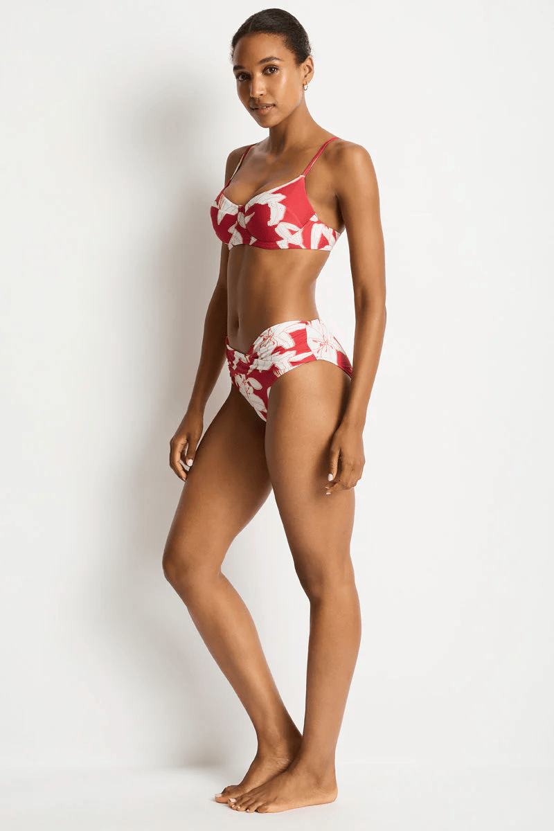 Sea Level Sea Level Veridian Twist Mid Bikini Pant - Ruby Sea Level Veridian Twist Mid Bikini Pant - Ruby Splash Swimwear