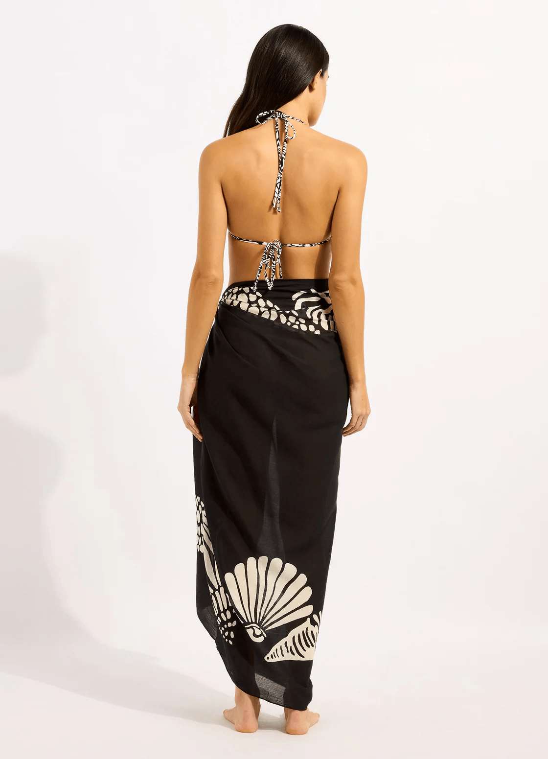 Seafolly Seafolly C Shells Pareo - Black 55764-SG.Black Seafolly C Shells Pareo - Black Splash Swimwear OS 9360519168679