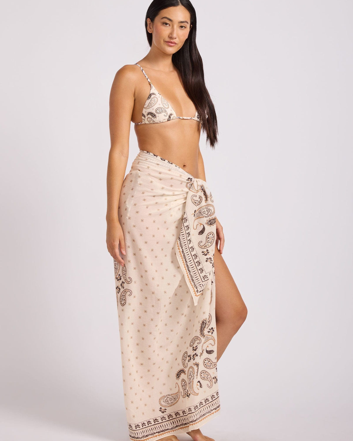 Seafolly Seafolly Drift Club Bandana Bandana Sarong - Vanilla 55817-SG.Vanilla Seafolly Drift Club Bandana Bandana Sarong - Vanilla Splash Swimwear OS 1000033300