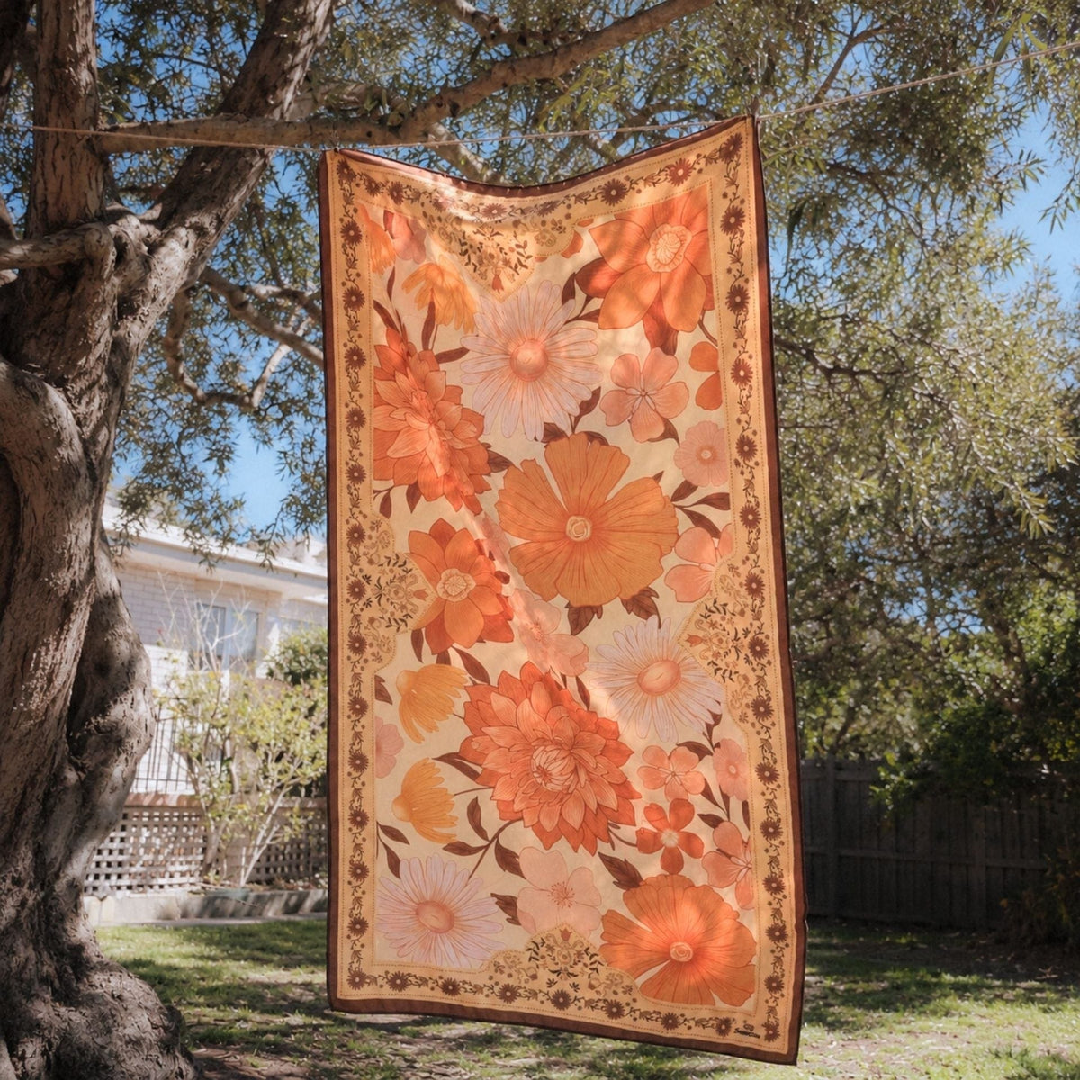 Somerside Somerside Summer Muse Sand Free Beach Towel LGSM90 Somerside Summer Muse Sand Free Beach Towel Splash Swimwear Beach Towels OS 2000575003619