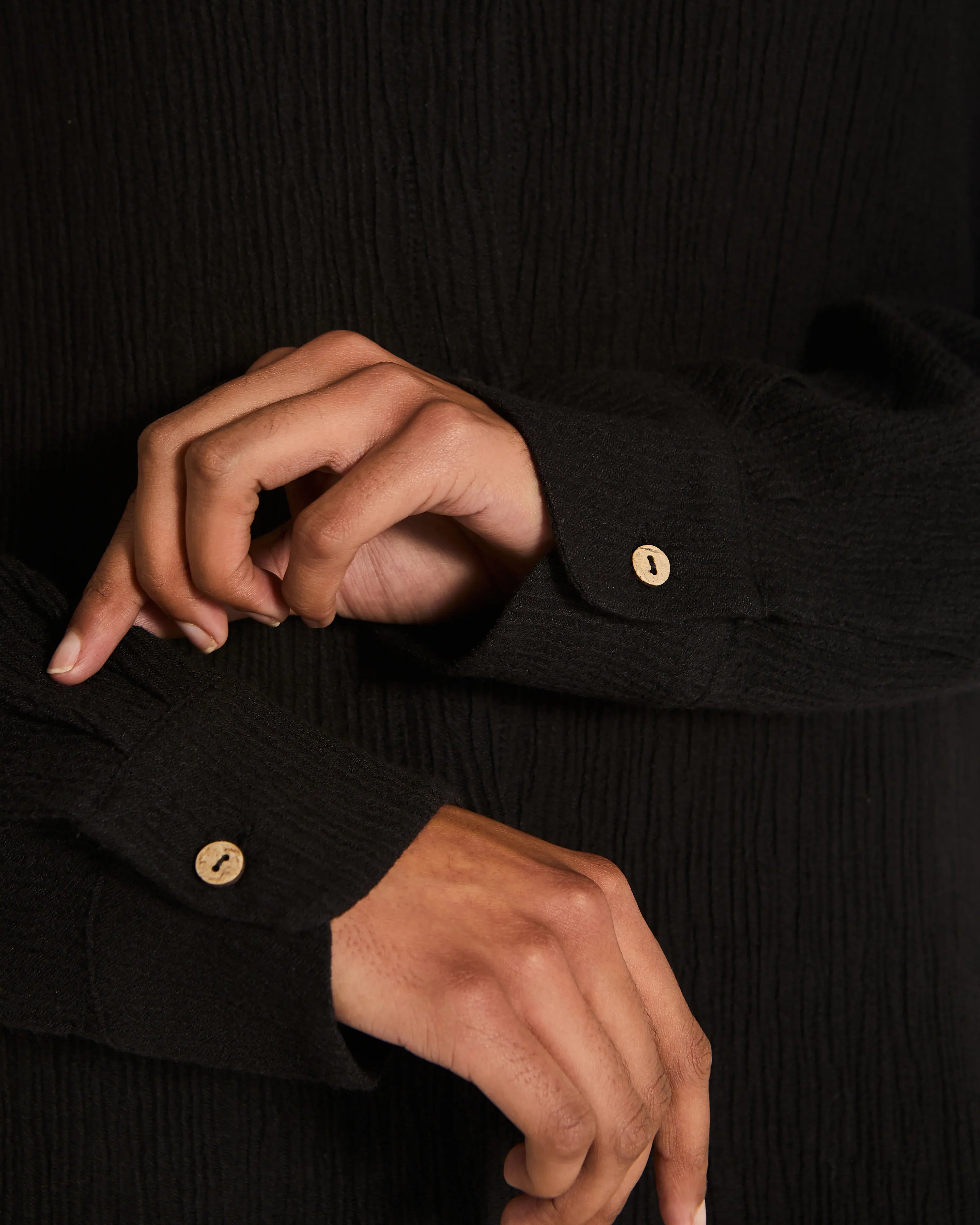 Tigerlily Tigerlily Amal Shirt Dress - Black T761036 Tigerlily Amal Shirt Dress - Black Splash Swimwear Shirts S/M 9360519158533