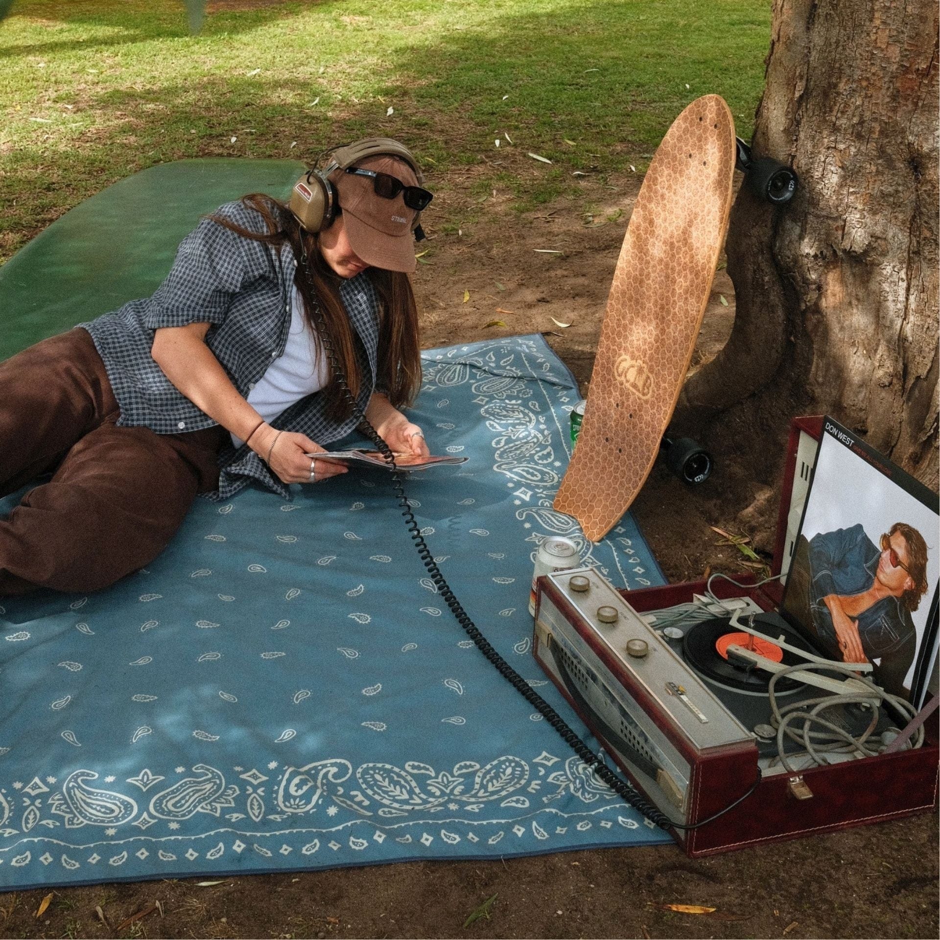 Somerside XL Venice Sand Free Beach Towel, lifestyle view