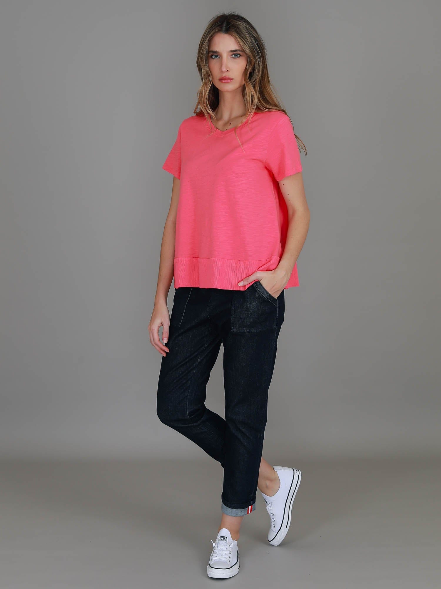 3rd Story 3rd Story Shanti T-Shirt - Bubblegum 3rd Story Shanti T-Shirt - Bubblegum Splash Swimwear T-shirt