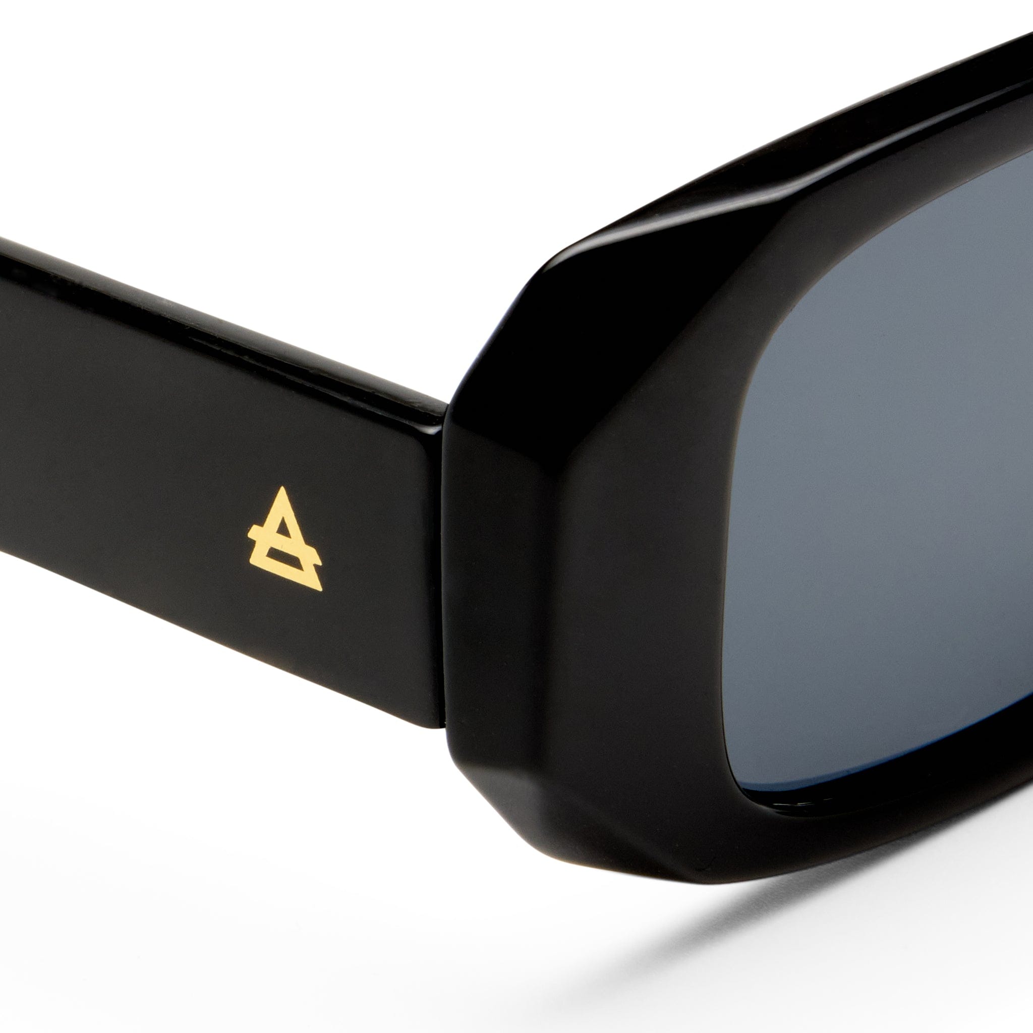 Aire AIRE Ascendant Sunnies - Black AIR2612322 AIRE Ascendant Sunnies - Black Splash Swimwear Sunnies 9324976442390