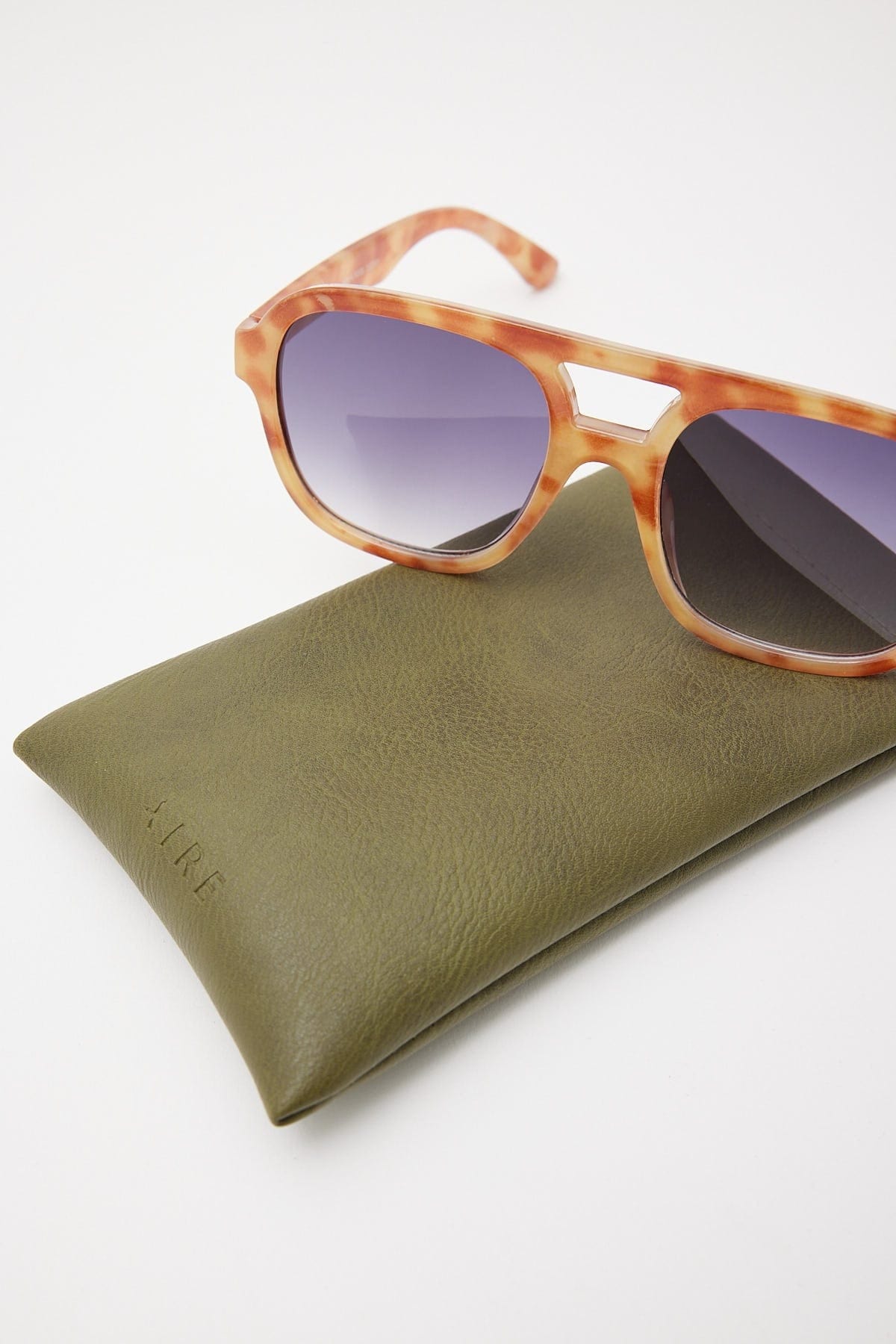 Aire Whirl Pool Sunglasses - Vintage Tort* AIR2122528 Splash Swimwear Sunglasses 9324976387677