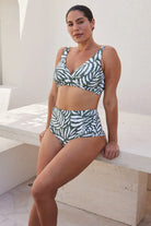 Artesands Artesands Alabastron Delacroix Cross Over Bikini Top - Olive Artesands Alabastron Delacroix Cross Over Bikini Top - Olive Splash Swimwear Bikini Tops