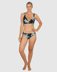 Baku Amalfi Long Line Bra & Amalfi Regular Pant Bikini Set - Black Baku Amalfi Long Line Bra & Amalfi Regular Pant Bikini Set - Black Splash Swimwear Bikini Set AU10/US6 / Black 1000022017