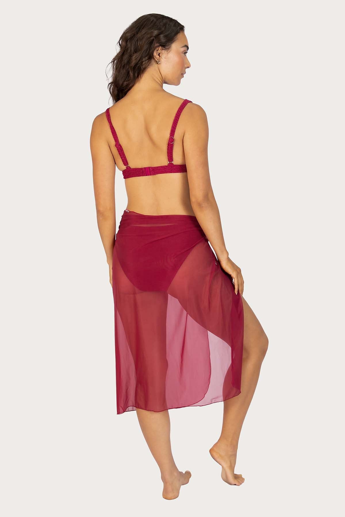 Baku Baku Long Mesh Pareo - Scarlet Baku Long Mesh Pareo - Scarlet Splash Swimwear Sarongs
