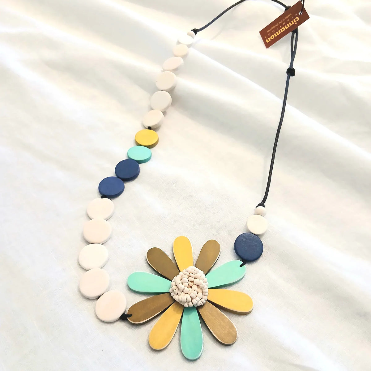 Cinnamon Creations Cinnamon Woodenbead Flowermulticol Necklace n7-1452agf Cinnamon Woodenbead Flowermulticol Necklace Splash Swimwear Accessories 1000030588