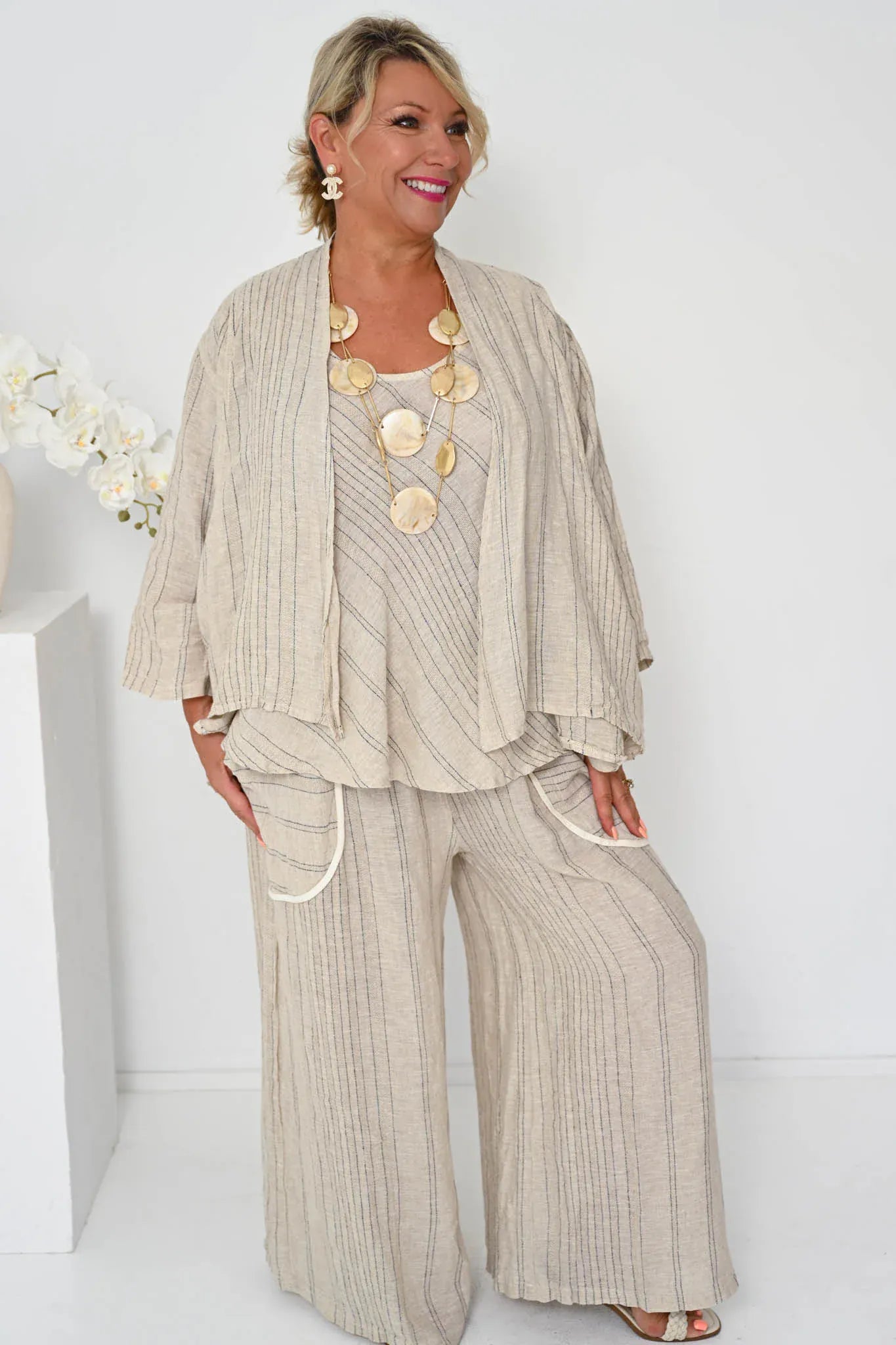 Donna Donna Donna Donna Enzo Jacket - Beige 120251 Donna Donna Enzo Jacket - Beige Splash Swimwear Jackets & Jumpers One size