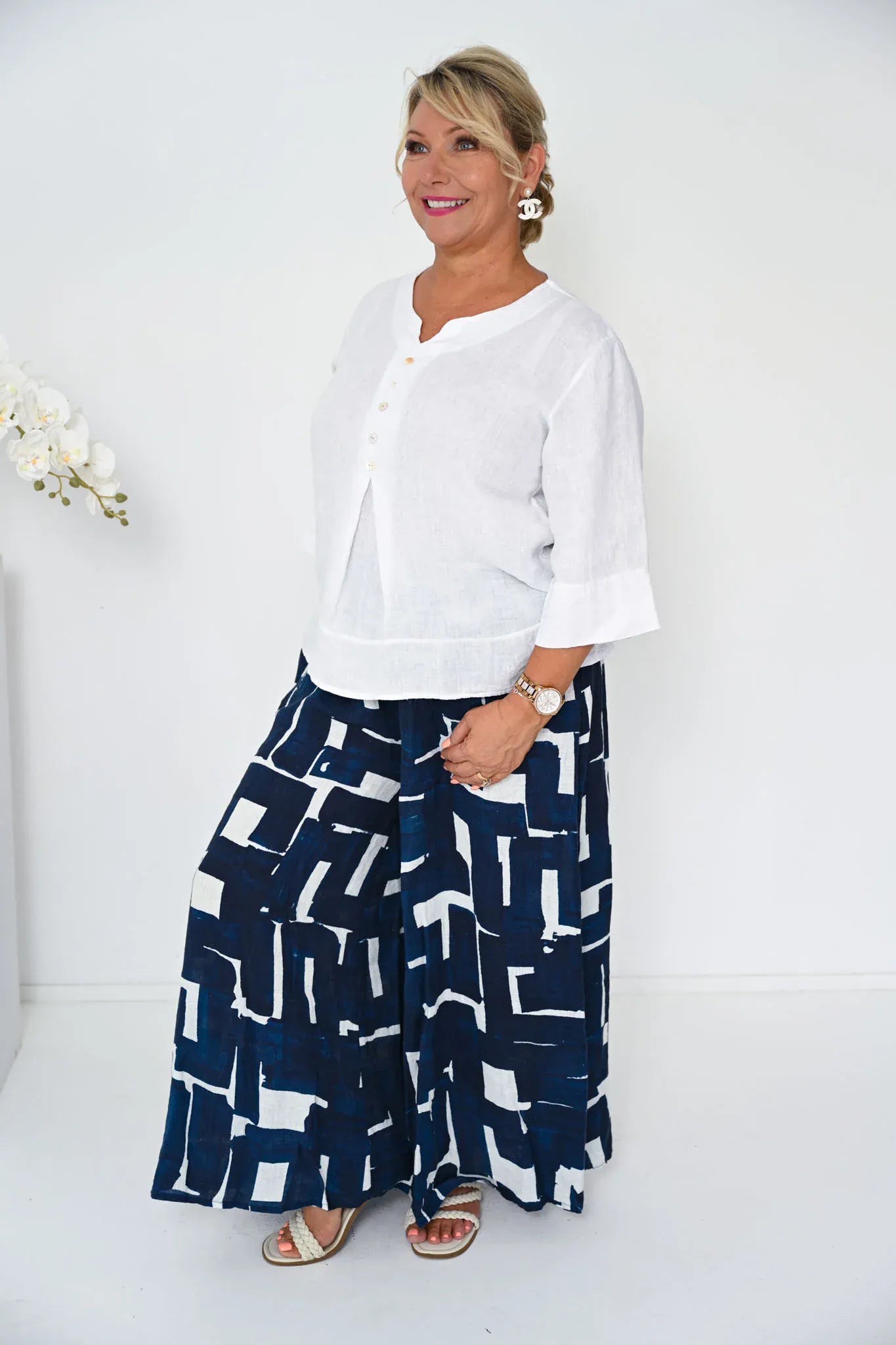 Donna Donna Donna Donna Linen Wide Leg Culotte Pant - Saba Navy 5201 Donna Donna Linen Wide Leg Culotte Pant - Saba Navy Splash Swimwear Pants O/S