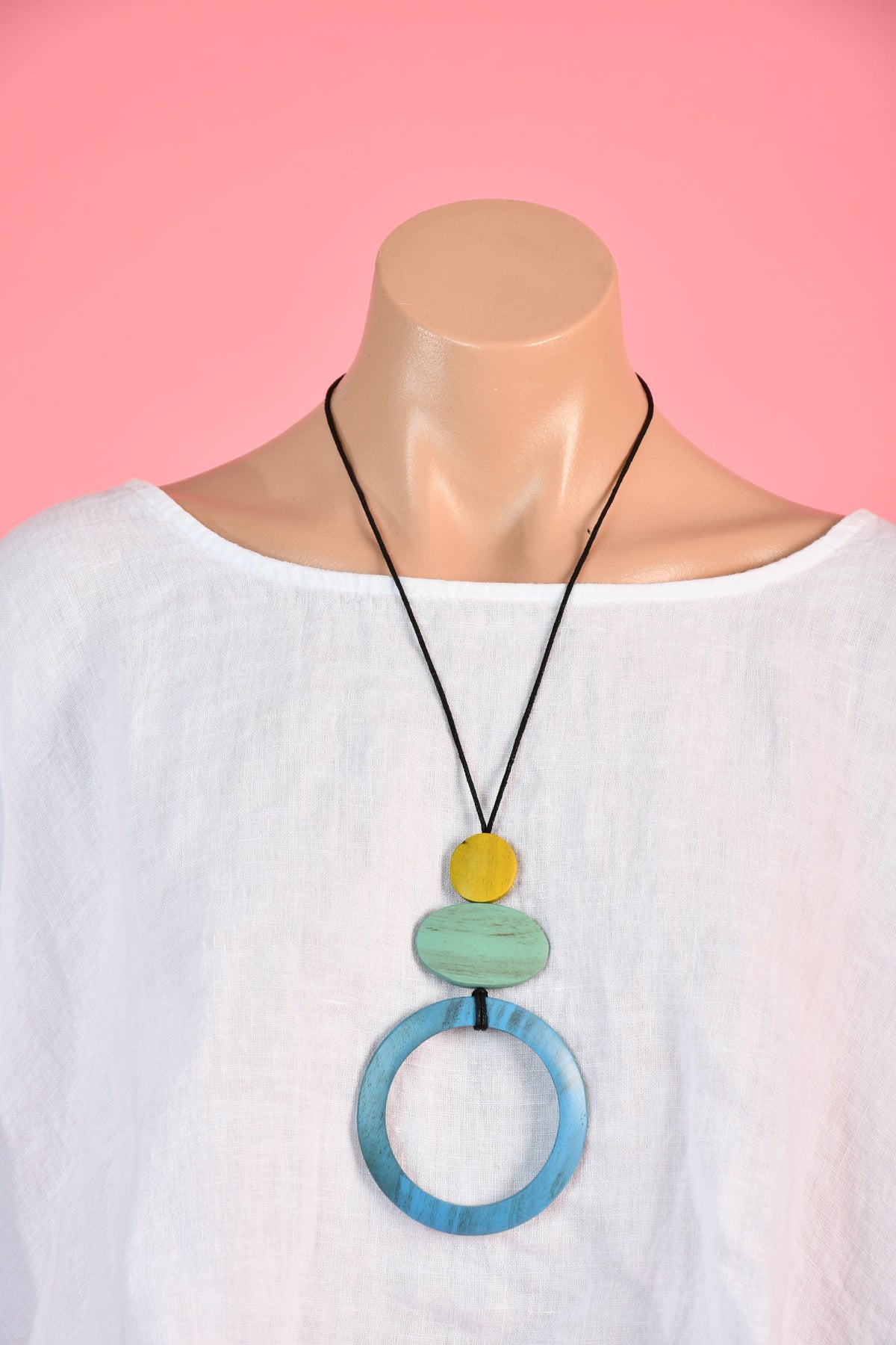 Go Girl Go Girl Large Circle Wooden Necklace Go Girl Large Circle Wooden Necklace Splash Swimwear Jewellery