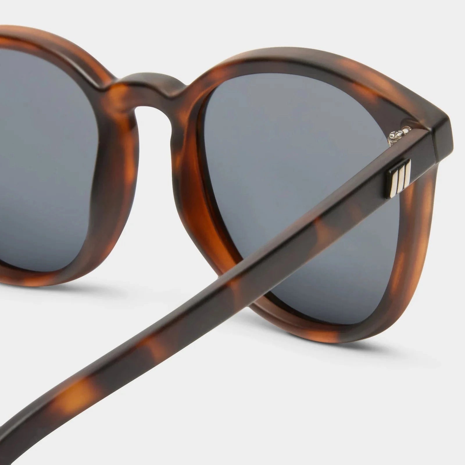 Le Specs Bandwagon Sunnies - Matte Tort LSP1502122 Le Specs Bandwagon Sunnies - Matte Tort Splash Swimwear Sunnies 9324976200396