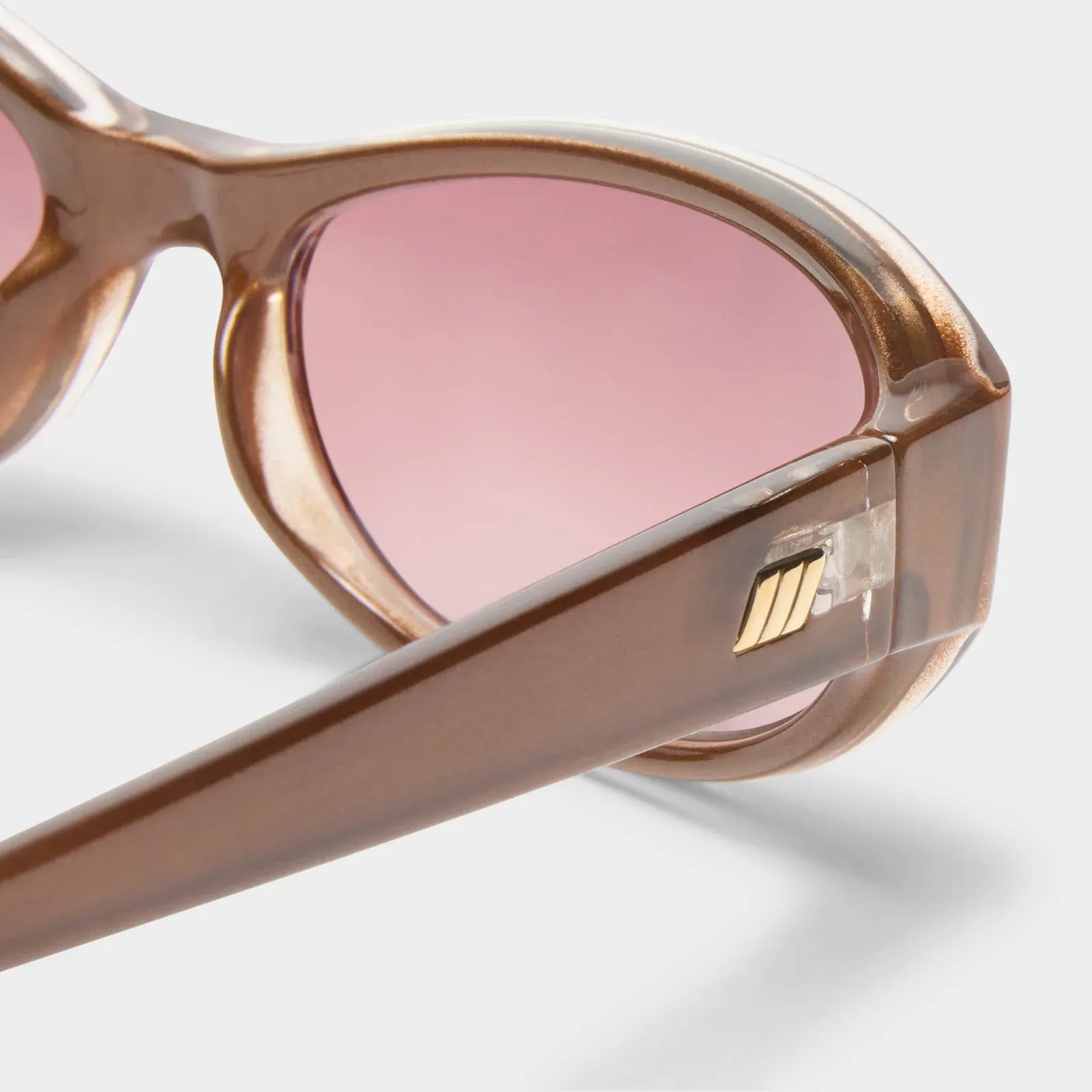Le Specs Le Specs Don't Cha Sunnies - Pearl Chocolate LSP2452431 Le Specs Outta Love Sunnies - Pearl Caramel Splash Swimwear Sunnies 9324976418944