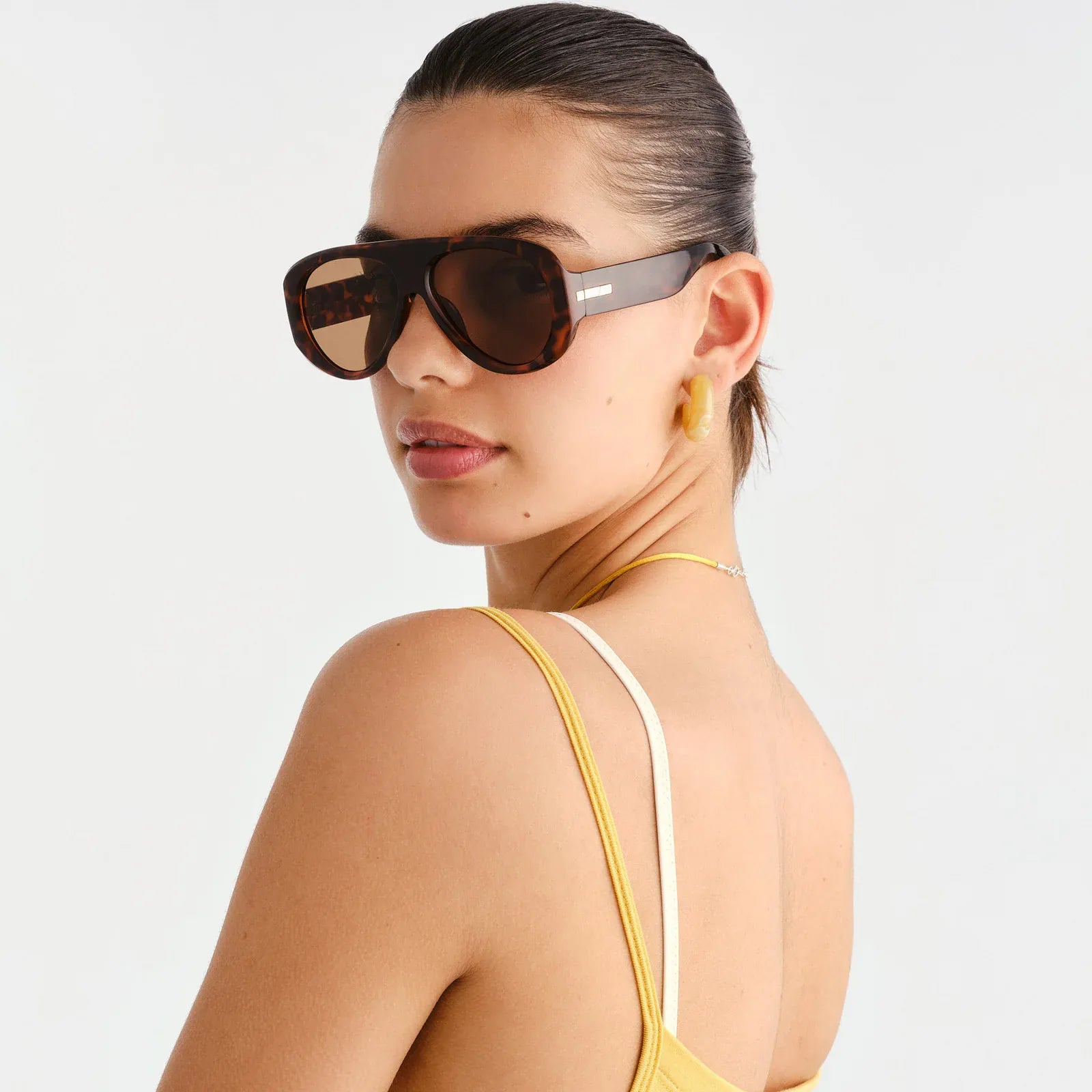 Le Specs Le Specs Dream Boat Sunnies - Tort LSP2628009 Le Specs Dream Boat Sunnies - Tort Splash Swimwear Sunnies 9324976452948