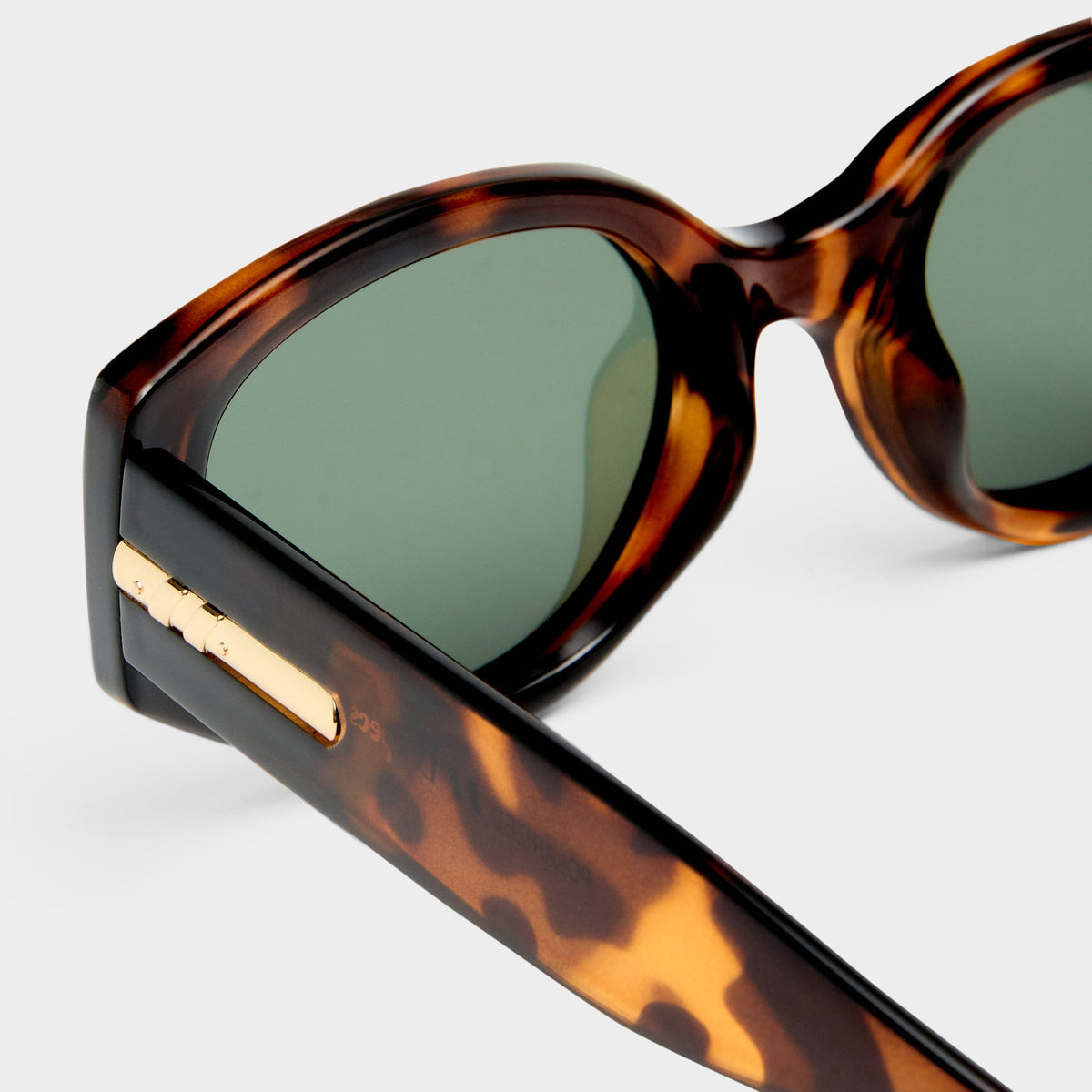 Le Specs Le Specs Fevered + Sunnies - Tort LWF2627968 Le Specs Fevered + Sunnies - Tort Splash Swimwear Sunnies 9324976449115