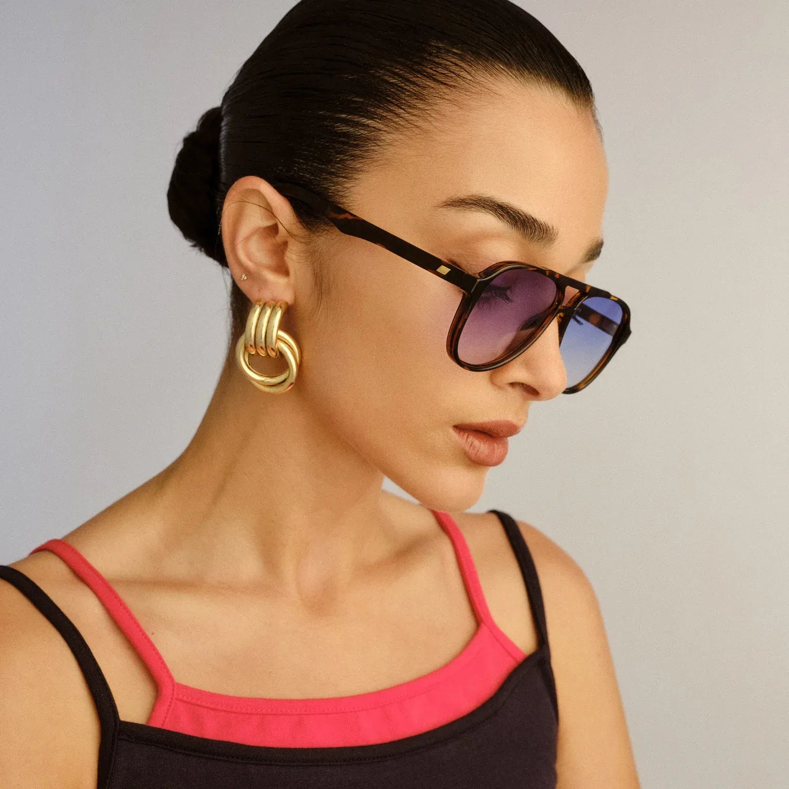 Le Specs Le Specs Tragic Magic - Tokyo Tort Blue Grad LSP2652353 Le Specs Tragic Magic - Tokyo Tort Blue Grad Splash Swimwear Sunnies 9324976446534