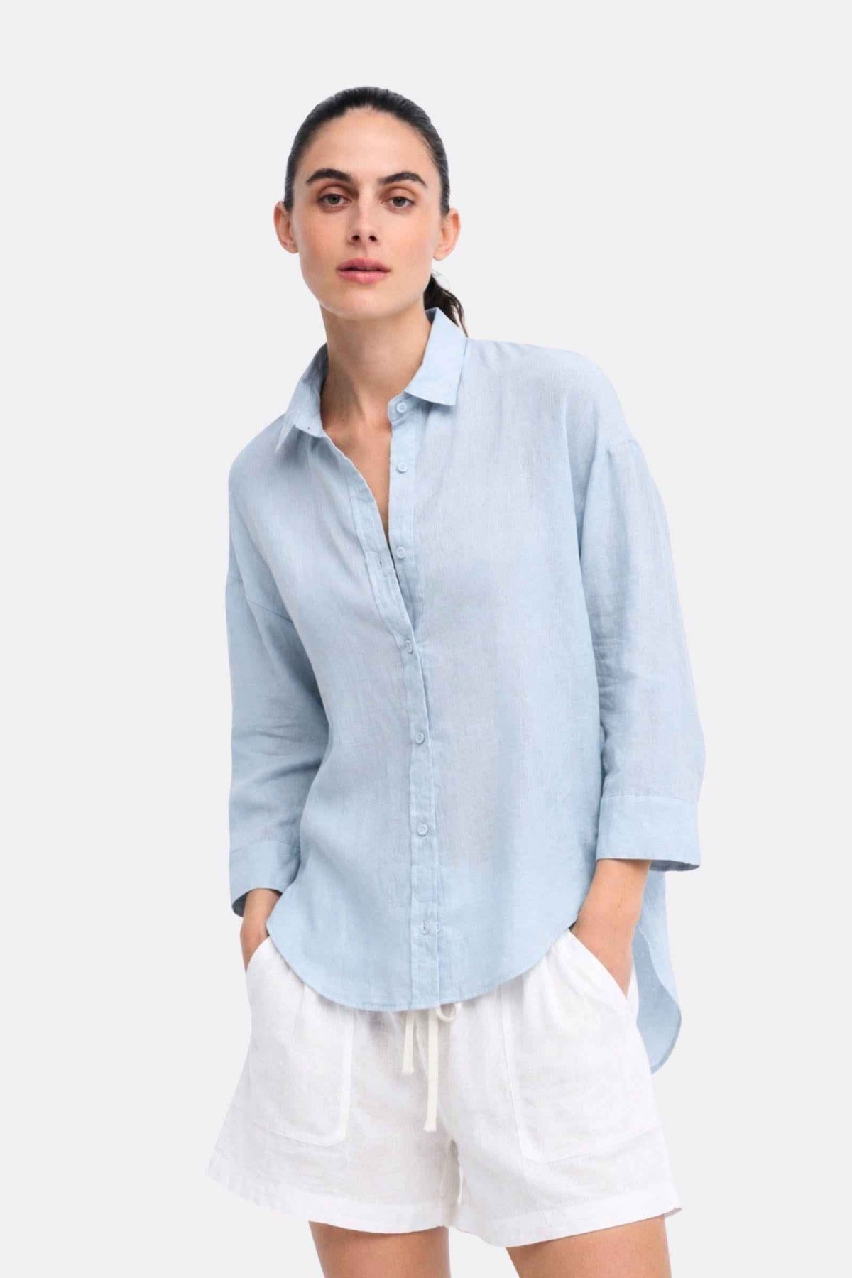 Little Lies Little Lies Linen Boyfriend Shirt R19121611 Little Lies Linen Boyfriend Shirt Splash Swimwear Shirts Chambray / S 1000033132