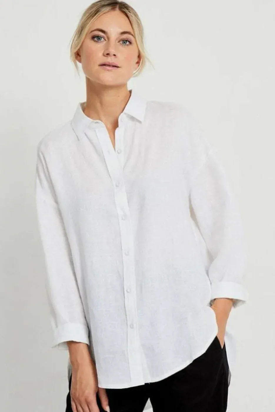 Little Lies Little Lies Linen Boyfriend Shirt R19121611 Little Lies Linen Boyfriend Shirt Splash Swimwear Shirts White / S 1000028858