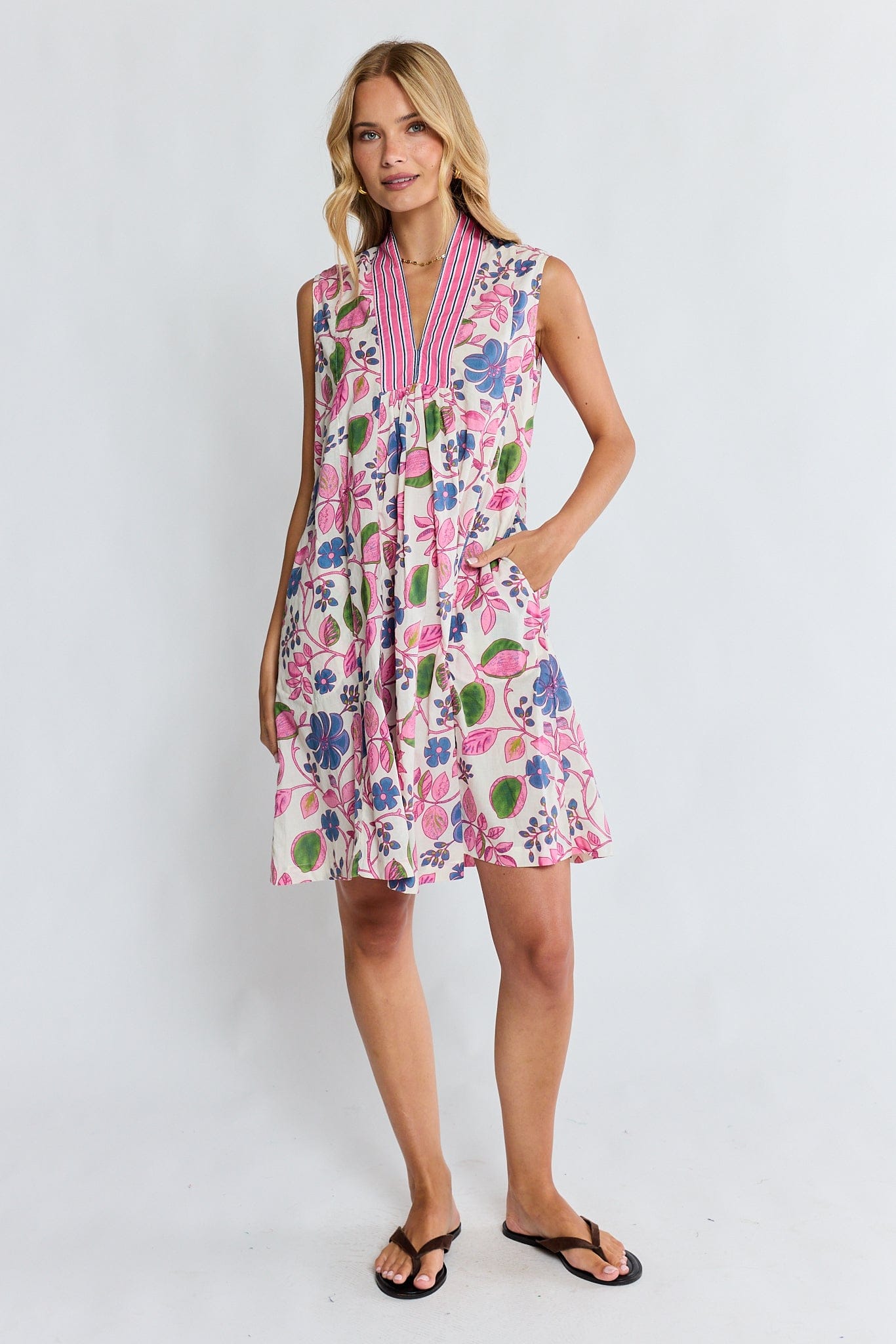 Lulalife Lulalife Marais Sleeveless Dress - Multi 31057011005017 Lulalife Marais Sleeveless Dress - Multi Splash Swimwear Dresses XS F6MAASLVMULXS
