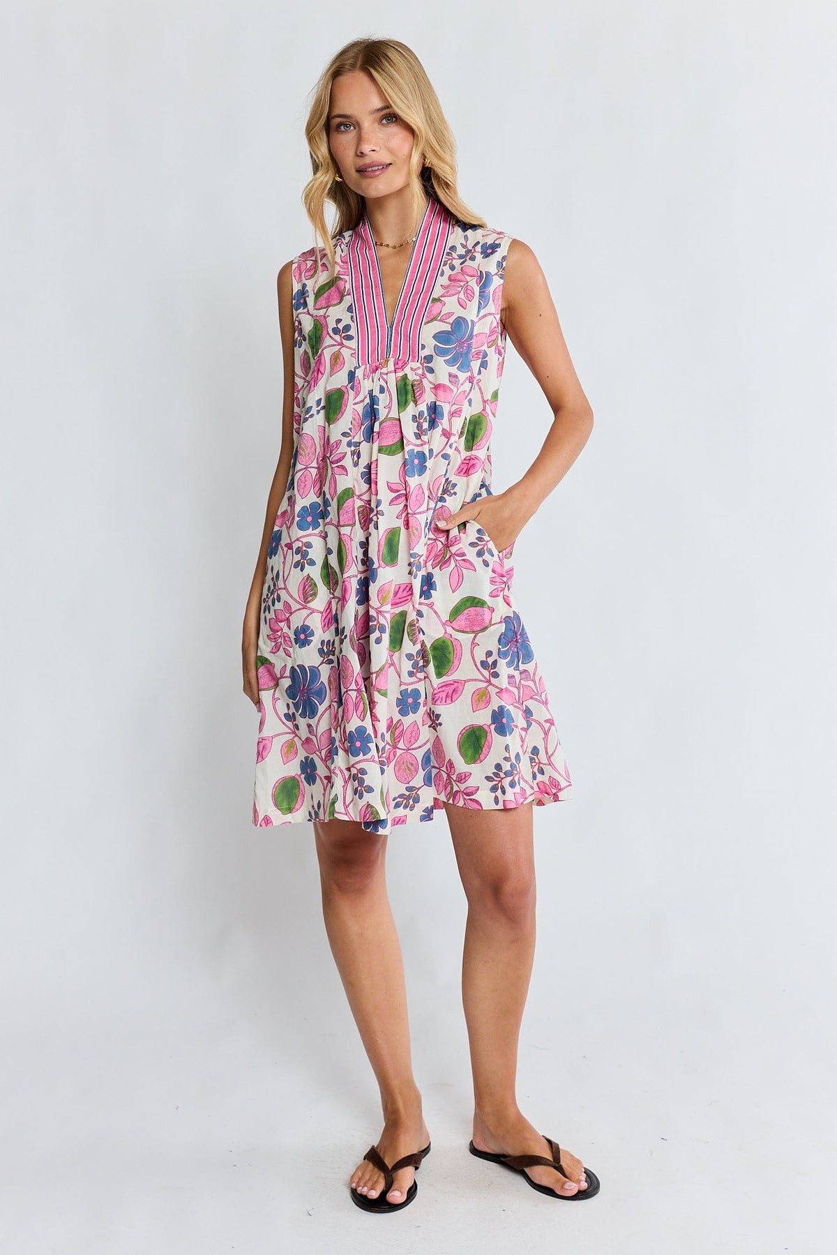 Lulalife Lulalife Marais Sleeveless Dress - Multi 31057011005017 Lulalife Marais Sleeveless Dress - Multi Splash Swimwear Dresses XS F6MAASLVMULXS