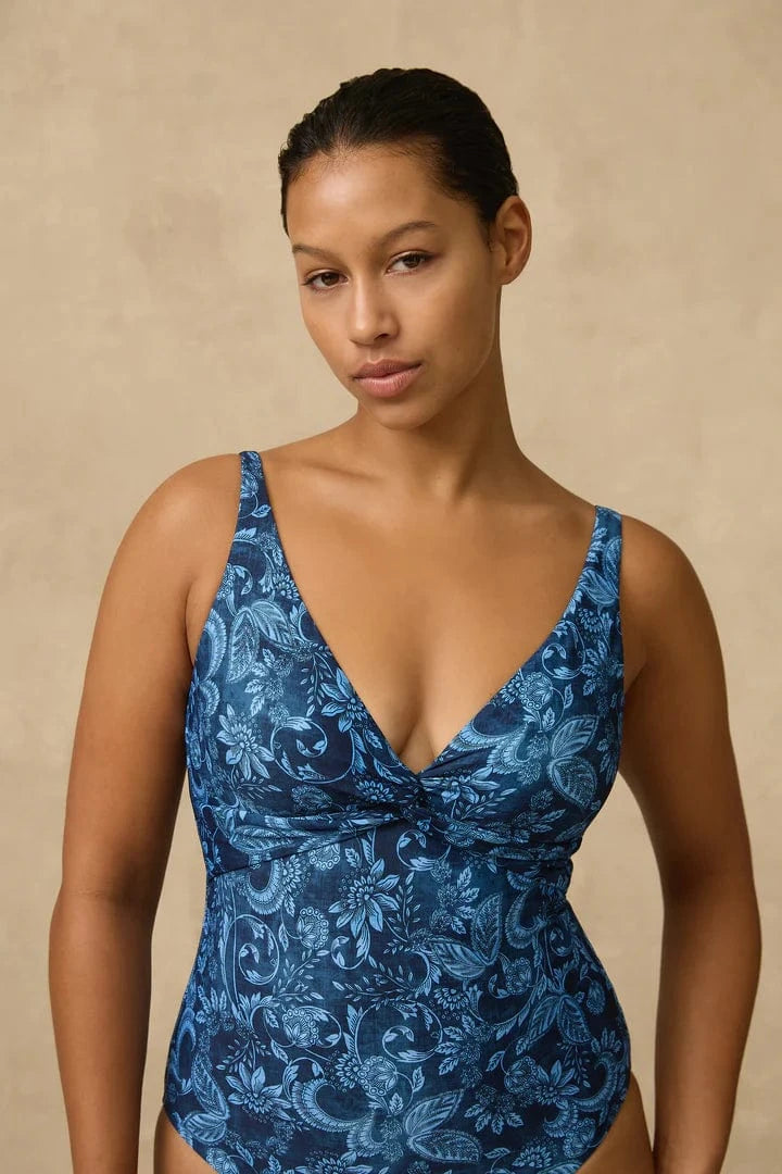 Monte & Lou Monte & Lou Taylor Multi Fit Twist One Piece Monte & Lou Taylor Multi Fit Twist One Piece Splash Swimwear