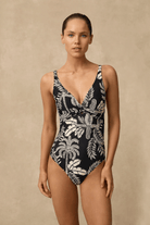 Monte & Lou Monte & Lou Yaz Multi Fit Twist One Piece Monte & Lou Yaz Multi Fit Twist One Piece Splash Swimwear
