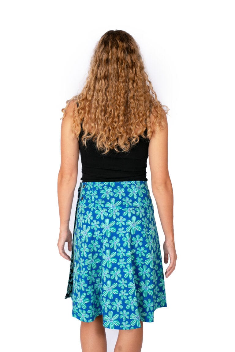 OM Designs Om Design Chameleon Reversible Skirt -Daisy Black/ Daisy Marine Om Design Chameleon Reversible Skirt -Daisy Black/ Daisy Marine Splash Swimwear Womens Clothing O/S 1000023738