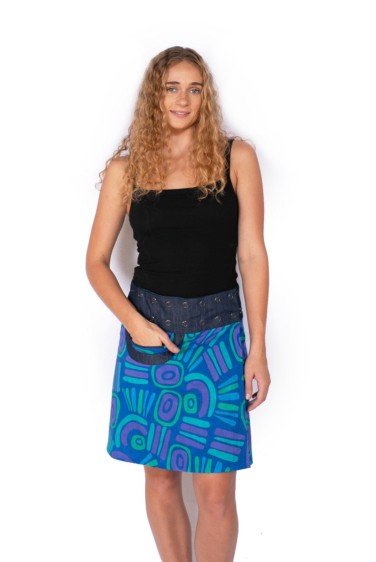 OM Designs Om Design New Energy Skirt (Short) - Abstract Blue/Daisys Black Om Design New Energy Skirt (Short) - Abstract Blue/Daisys Black Splash Swimwear Womens Clothing O/S 1000023725