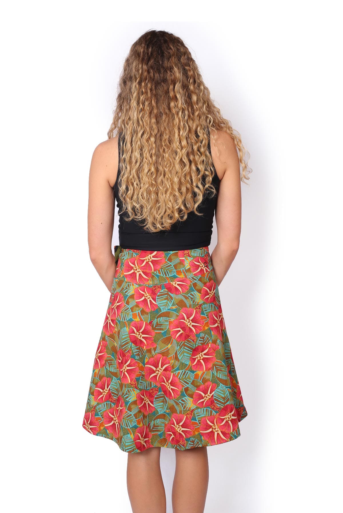 OM Designs OM Designs Reversible Chameleon Skirt - Poppy Orange/Hibiscus OM Designs Reversible Chameleon Skirt - Poppy Orange/Hibiscus Splash Swimwear Skirt O/S 1000030824