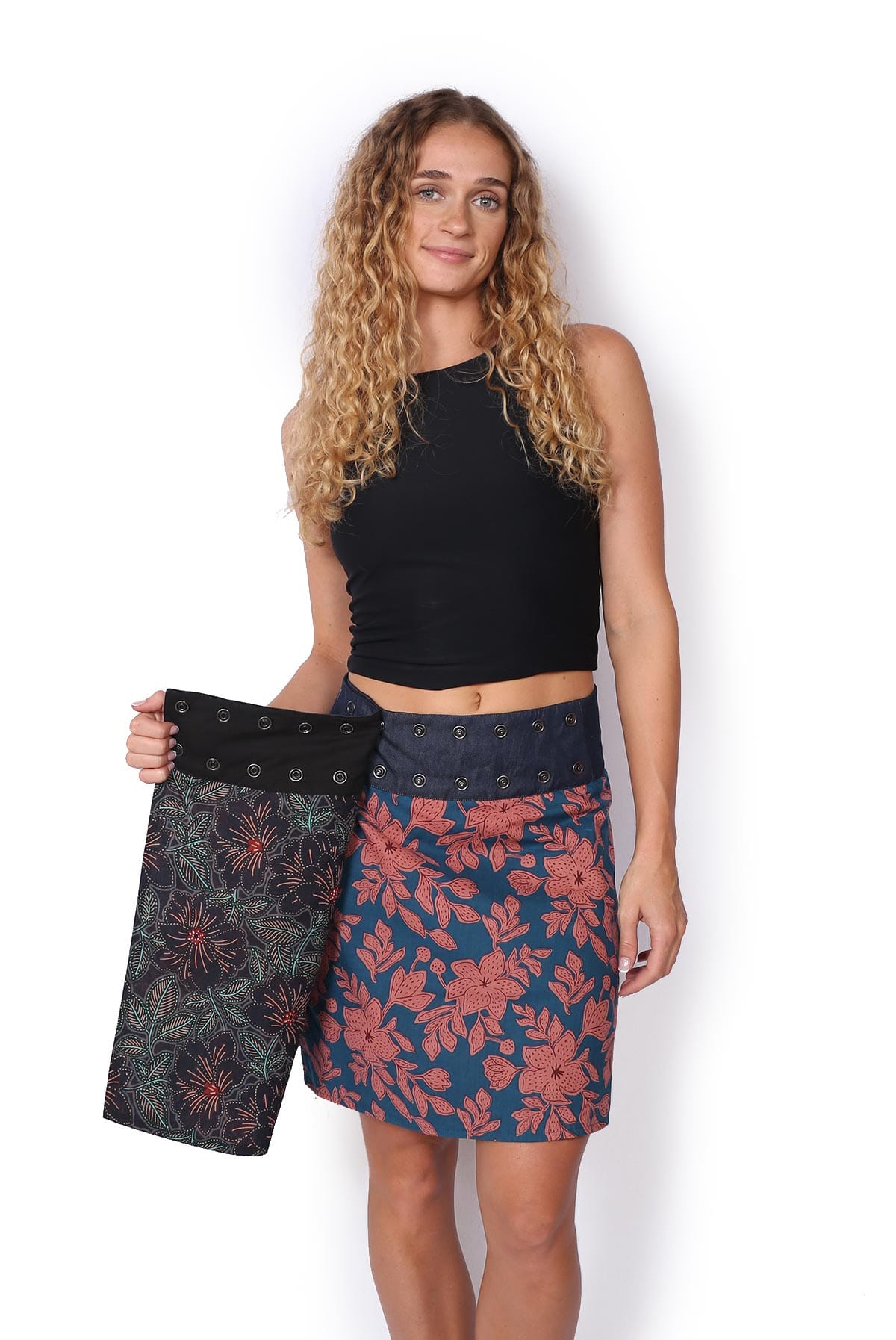OM Designs OM Designs Reversible New Energy Skirt Long - Strawberry Musk/Bali Raya OM Designs Reversible New Energy Skirt Long - Strawberry Musk/Bali Raya Splash Swimwear Skirt O/S 1000030830