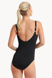 Pool Proof Oasis DD/E Wave Spliced One Piece - Black Pool Proof Oasis DD/E Wave Spliced One Piece - Black Splash Swimwear One Pieces