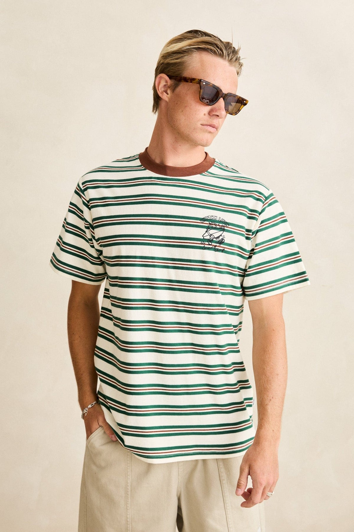 Rhythm Mens Rhythm Mens Peace Sun Vintage Stripe SS T-Shirt - White Rhythm Mens Peace Sun Vintage Stripe SS T-Shirt White Splash Swimwear Mens Tee