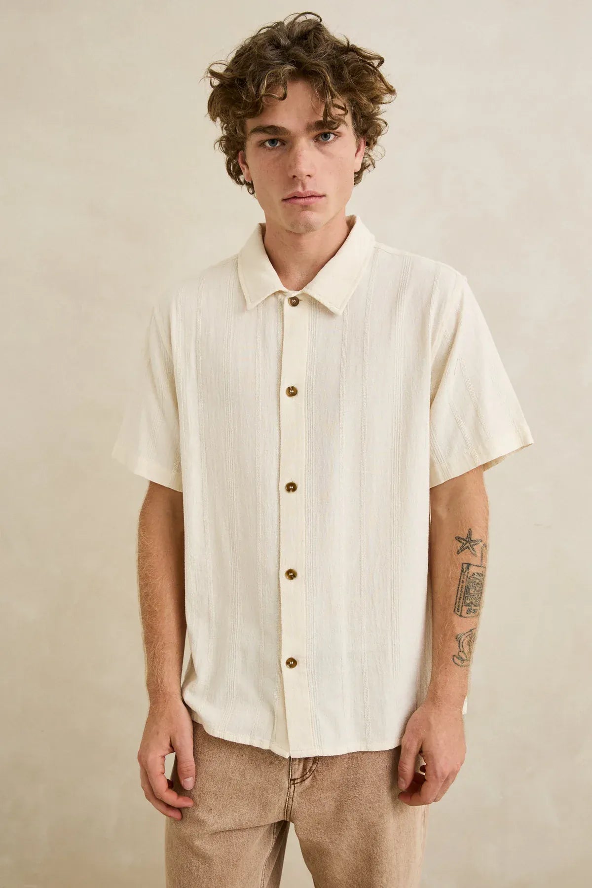 Rhythm Mens Rhythm Mens Sundown SS Shirt - Natural Rhythm Mens Sundown SS Shirt - Natural Splash Swimwear Mens Shirt