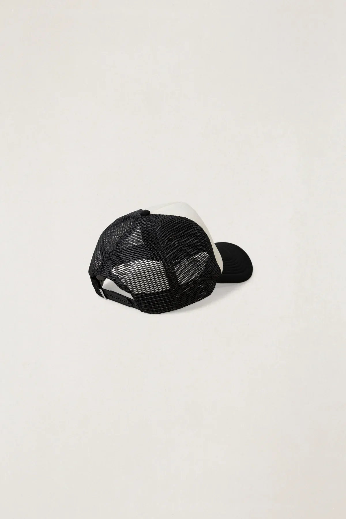 Rhythm Mens Rhythm Mens Tiger Trucker Cap - Black 0726M-HW10-BLK Rhythm Mens Tiger Trucker Cap - Black Splash Swimwear cap One size / Black 1000032538