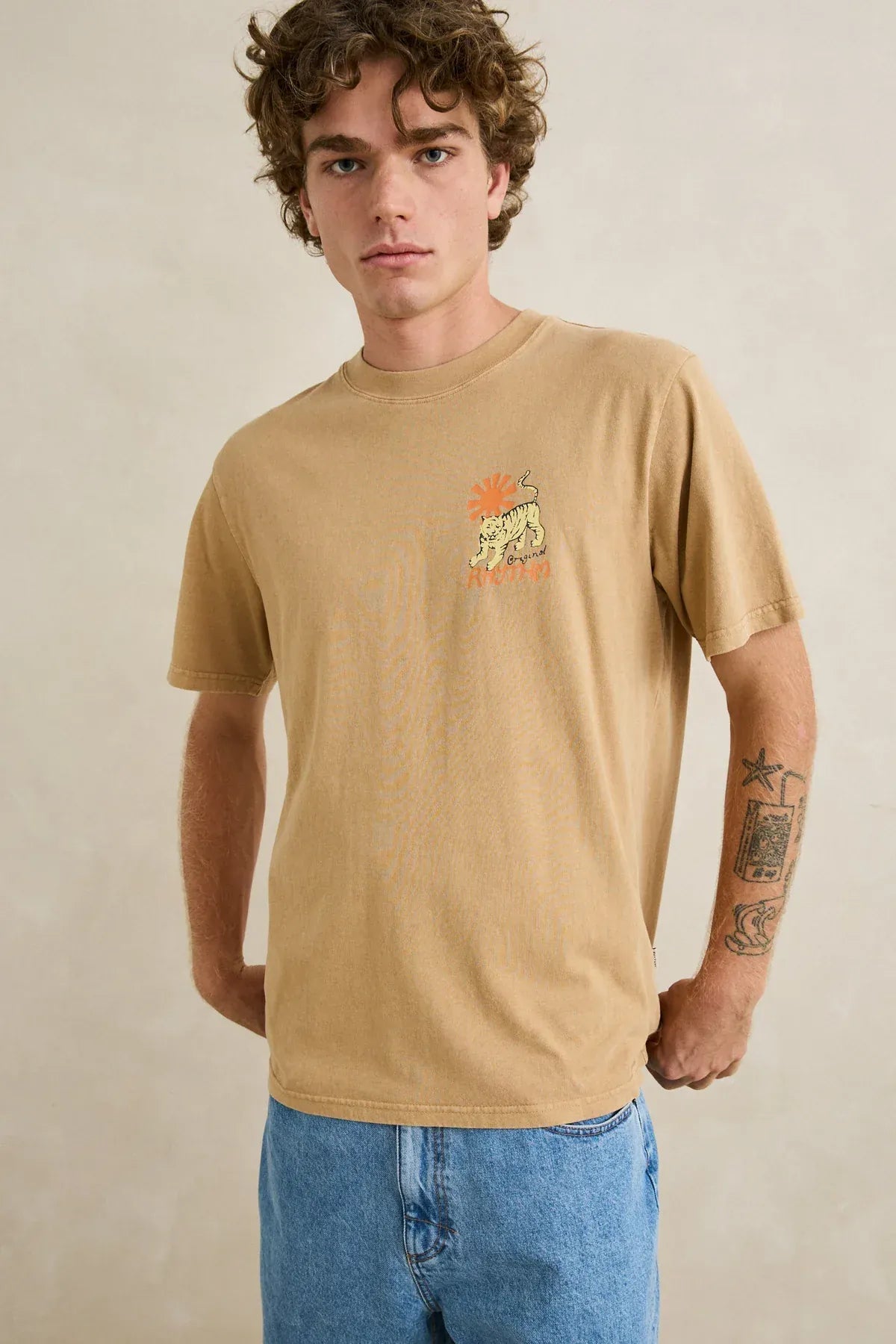Rhythm Mens Rhythm Mens Tiger Vintage SS T-shirt - Sand Rhythm Mens Tiger Vintage SS T-shirt - Sand Splash Swimwear Mens Tee