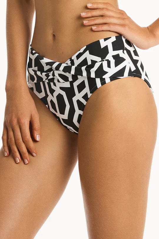 Sea Level Deco Twist Band Mid Pant - Black Sea Level Deco Twist Band Mid Pant - Black Splash Swimwear Bikini Bottoms