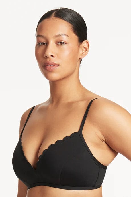 Sea Level Bikini Tops Scalloped DD/E Moulded Cup Bralette - Black