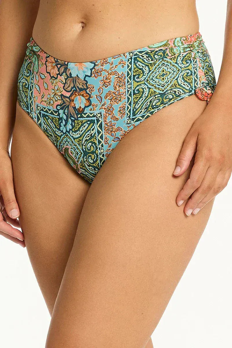 Sea Level Sea Level Java Cross Front Multifit Bra Top & Mid Drawstring Pant Bikini Set - Coral Sea Level Java Cross Front Multifit Bra Top & Mid Drawstring Pant Bikini Set - Coral Splash Swimwear Bikini Set AU16/US12 1000028328