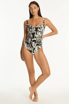Sea Level Sea Level Jungle Book Twist Front Multifit One Piece Sea Level Jungle Book Twist Front Multifit One Piece Splash Swimwear