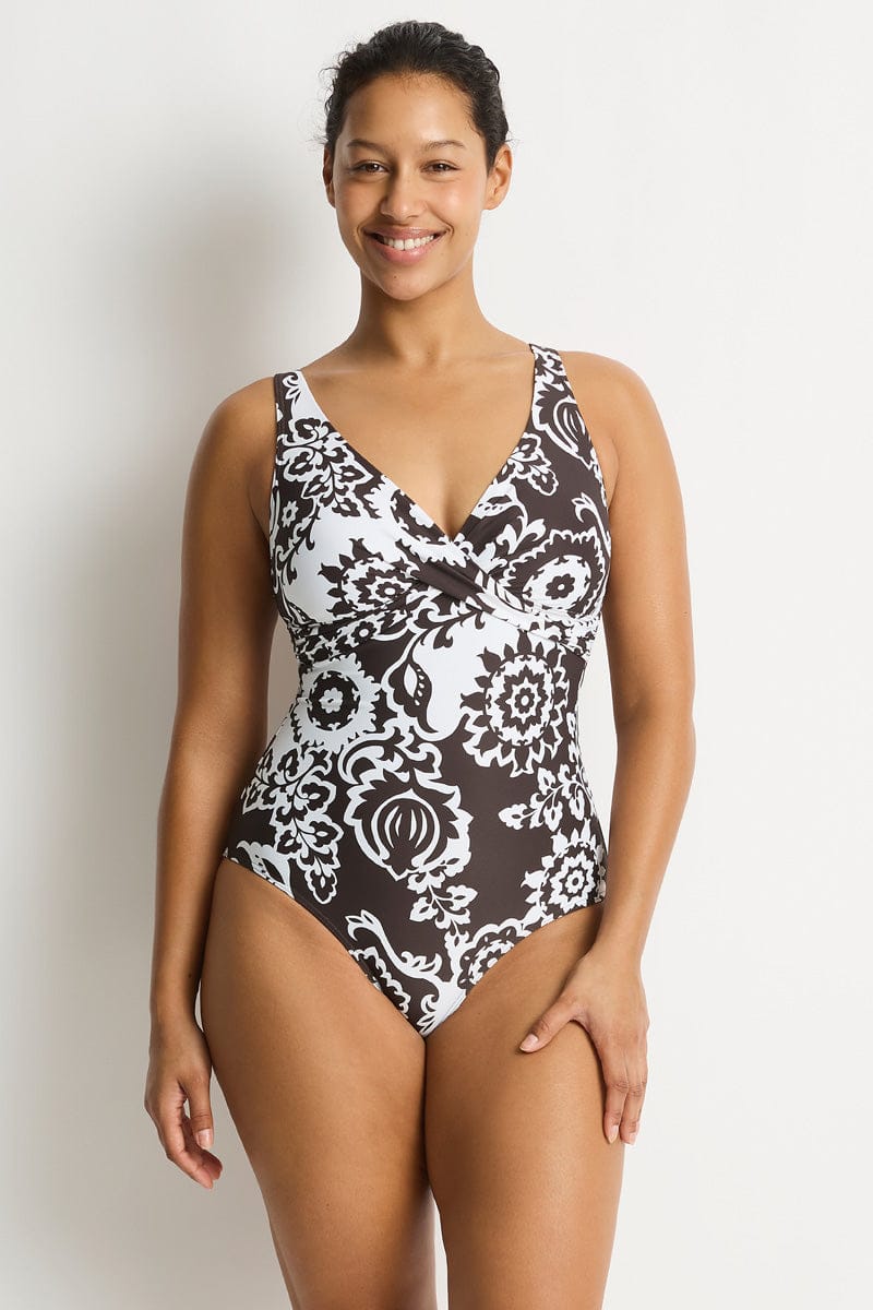 Sea Level Sea Level Kastello Cross Front Multifit One Piece - Espresso Sea Level Kastello Cross Front Multifit One Piece - Espresso Splash Swimwear One Piece Swimwear