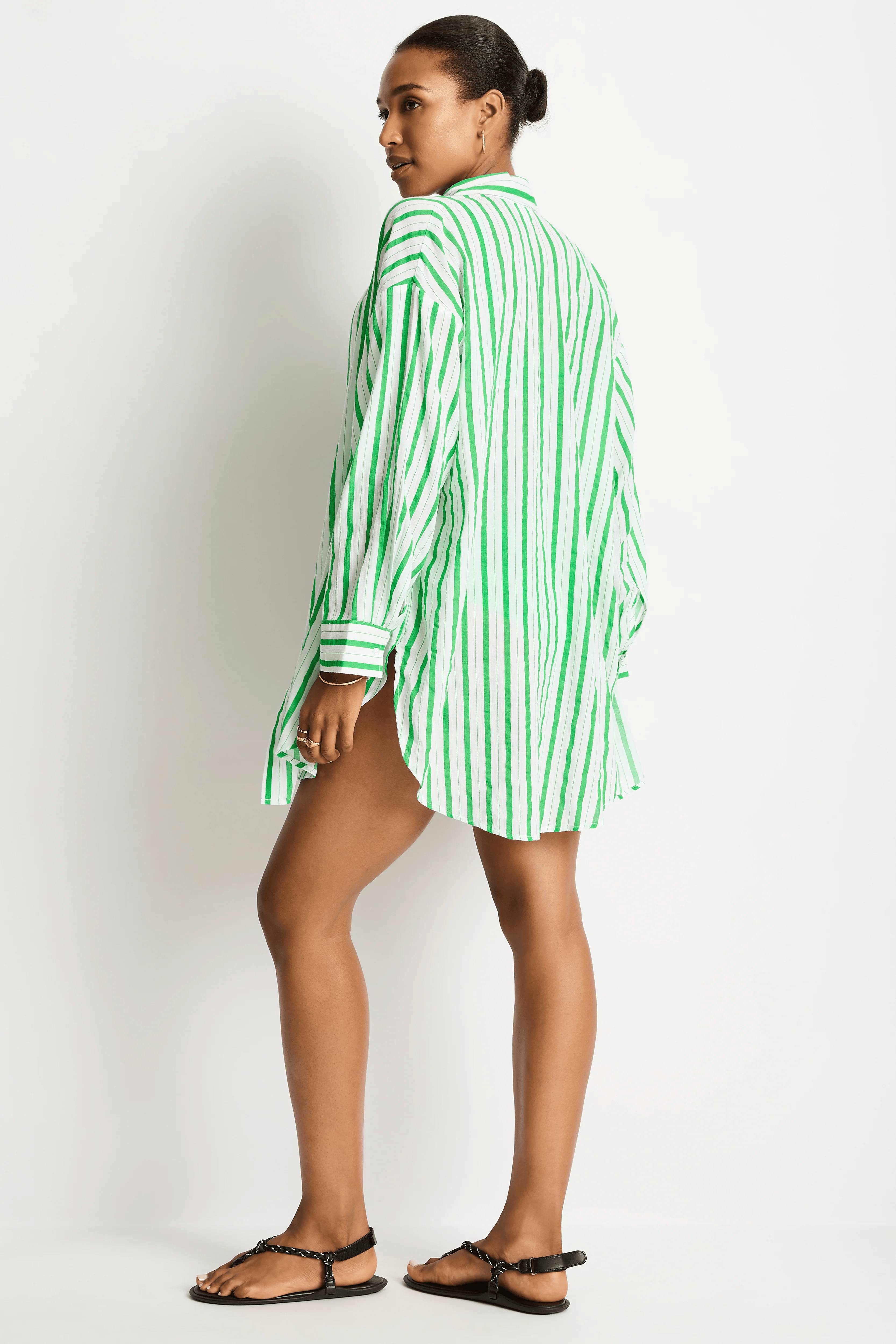 Sea Level Sea Level Vacay Cruise Shirt - Kelly Green Sea Level Vacay Cruise Shirt - Kelly Green Splash Swimwear Shirts