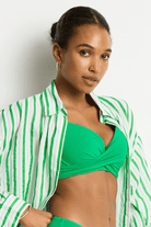 Sea Level Sea Level Vacay Cruise Shirt - Kelly Green Sea Level Vacay Cruise Shirt - Kelly Green Splash Swimwear Shirts