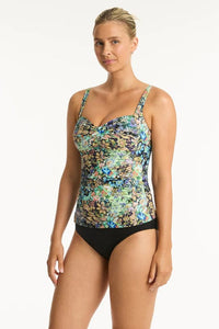 Sea Level Wildflower Twist Front Singlet Sea Level Wildflower Twist Front Singlet Splash Swimwear