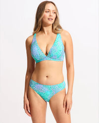 Seafolly Sea Skin DD Fixed Tri Bikini Top - Vivid Green Shop Sea Skin DD Fixed Tri Bikini Top - Vivid Green by Seafolly | Australian Swimwear Brands | Splash Swimwear Splash Swimwear Bikini Tops