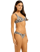 Seafolly Seafolly C Shells Ring Front Tank - Black Seafolly C Shells Ring Front Tank - Black Splash Swimwear