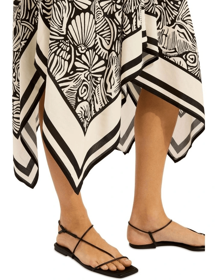 Seafolly Seafolly C Shells Scarf Dress - Black Seafolly C Shells Scarf Dress - Black Splash Swimwear