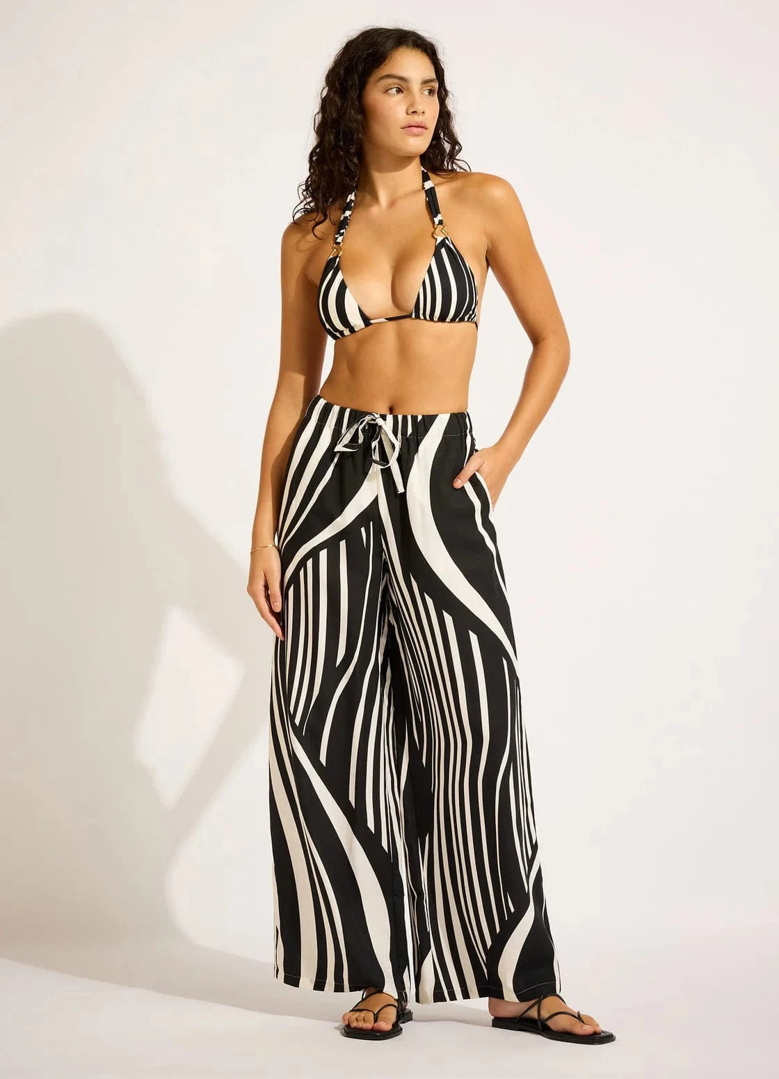Seafolly Seafolly Coastline Drawcord Wide Leg Pant - Black Seafolly Coastline Drawcord Wide Leg Pant - Black Splash Swimwear