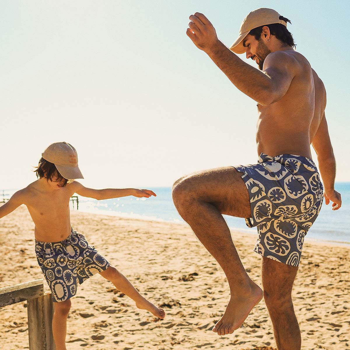 Skwosh Skwosh Sunburst Charcoal Everday Short Skwosh Sunny Boy Mens Swim Shorts - Charcoal Splash Swimwear Mens Clothing