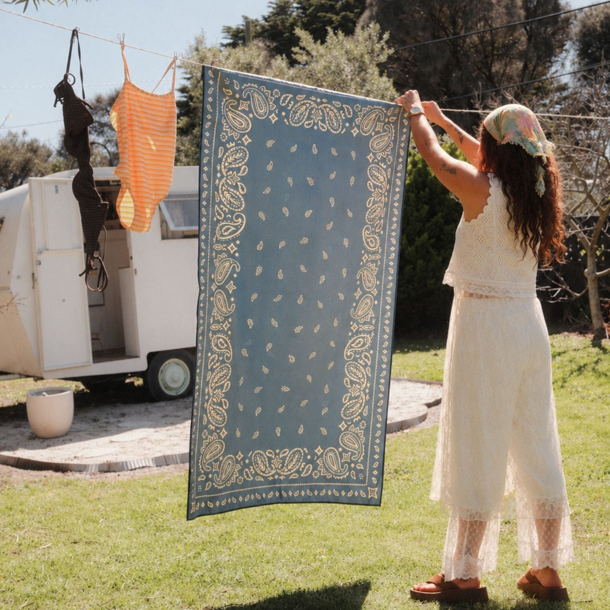 Somerside Somerside Venice Sand Free Beach Towel LGVN90 Somerside Venice Sand Free Beach Towel Splash Swimwear Beach Towels OS 2000575003626